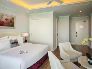 Aqualune Residence Beachfront