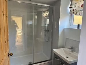 Home from home beach house close to the sea