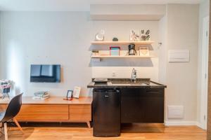 F509 Apartamento Aconchegante Próx Metrô Faria Lima, Pinheiros e USP