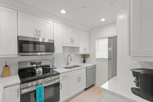 Jamaica Royale 2BR TownHome