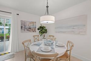 Jamaica Royale 2BR TownHome