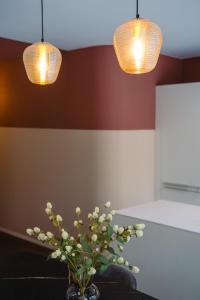 Luxury City Apartment I Walk to beach