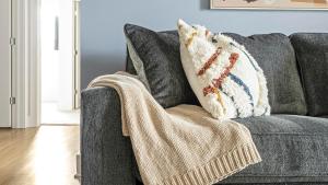 Landing Apartments - The Mason at Six Mile Creek