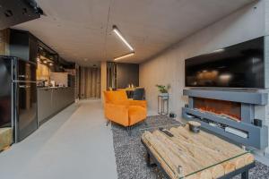 Calm Sauna & Jacuzzi by OneApartments