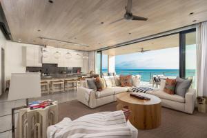 Quetzal V by Rove Travel - PH w Terrace & Hot Tub