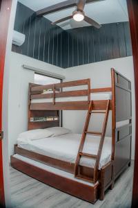 Villa Vet Stylish 3BR Home - New Build - Perfect for families