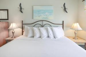 Island Winds East 403