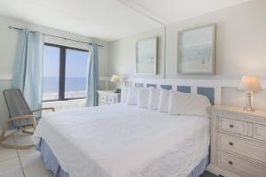 Island Winds East 502