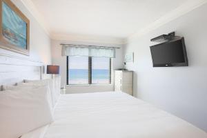 Island Winds East 503