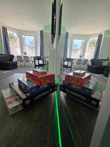 Aura - 8ight Havens Folkestone