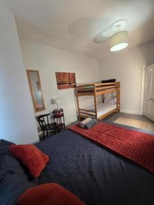 Aura - 8ight Havens Folkestone