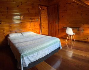 Casa Vila em Santo Antônio, Bocaina de Minas - MG