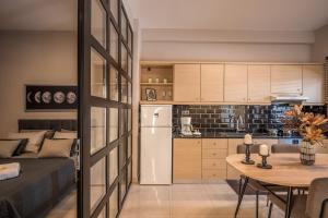 Maria apartment close to airport & city center