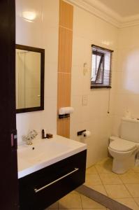 Three Oaks and an Aloe Boutique Hotel