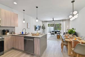 Discover paradise - NEW! Pool House Next to Disney