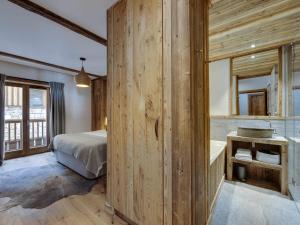 Appartement Standing 4 Pièces - Résidence Neuve au Pied des Pistes - Val-dIsère - FR-1-694-40