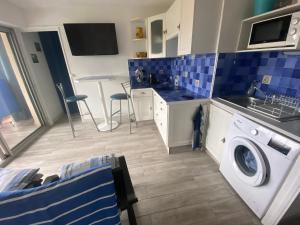 Studio et parking à 300m de la plage de Fréjus