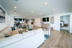 Bayview Villa by Rove Waterfront w Private Patio