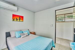 Casa Trisquel Cozy Oasis 2BR wAC BBQ & Pool