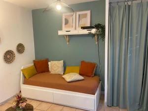 Aix-en-Provence, Cosy Studio idéalement situé avec Clim et linges fournis