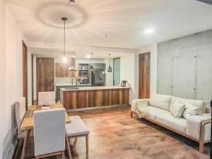 Modern 2BR 3Bed Country Suite | El Retiro, Ant