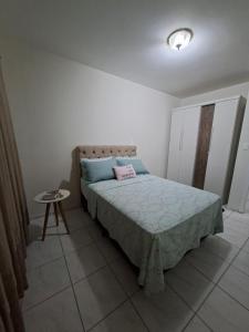 Apartamento amplo a 100 metros da praia