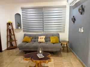 Blue angel 9 a pasos de la 5 Av y la playa