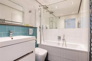 2BR Flat in Hoxton, Sleeps 4, near the tube