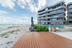 Oceanfront 3BR Natural Design Condo - Tankah