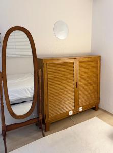 Hongdae or Itaewon 20minutes Maximum 6 people