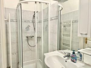 Free Parking & Calm Apartment