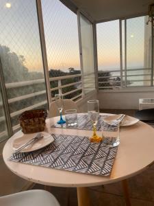 Disfruta en este departamento con vista al mar