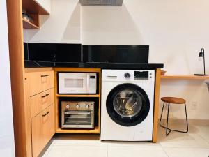 Studio no Centro com Academia, Piscina e Varanda