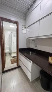 Apto 3 quartos com garagem - Aconchego pé na areia