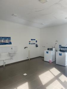 Modern apartment with pool, terrace and grill