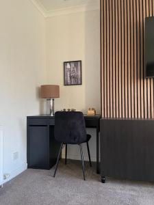 3BR Sleeps 6 Free Parking Near Glasgow City