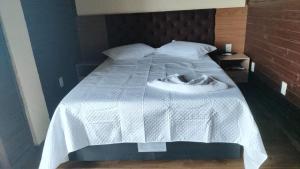 Chalé com Piscina Aquecida - Vista Panorâmica da Praia, a 200m do Mar, Sala de Jogos, Academia e Churrasqueira