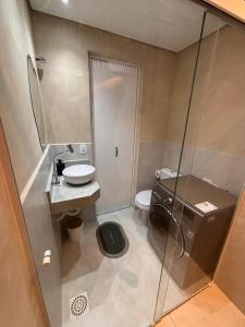 Apartamento JM- 1 quarto- vista parcial do mar