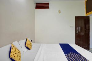 Hotel O Vishu Moni Residency