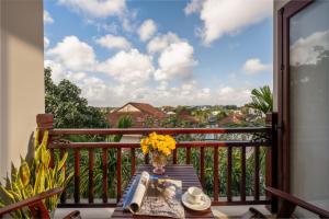 Paradise Boutique Hoi An - New Address 347 Nguyen Tri Phuong