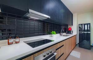 Saigon Hideaway Apartment River Gate FREE POOL