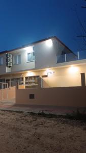 Sobrado de frente para o mar - Praia do Sonho