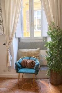 Luxury Apartment in Via dei Cartari Spacious, Elegant, Central Rome