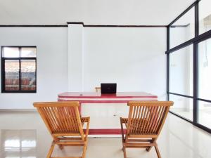 RedDoorz at Double A Guesthouse UMY