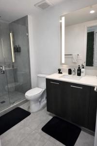 Downtown Miami 2Br 2Bath Oasis Bayside & Port of Miami Minutes Away