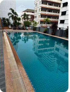 Pattaya Beach Condominiumby Ahmed