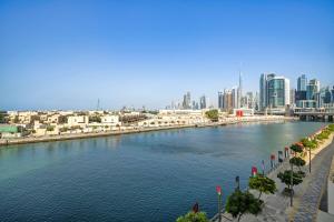 Serene Waterfront Gem UPSCALE