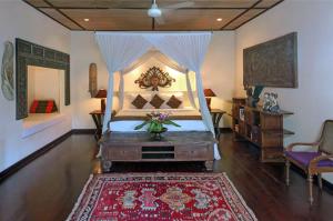 Luxury 6-bedroom Villa in Seminyak