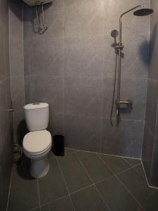 Casa Luna Lakeside Homestay