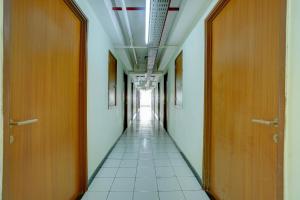 OYO 95090 Elzirooms Gunung Putri